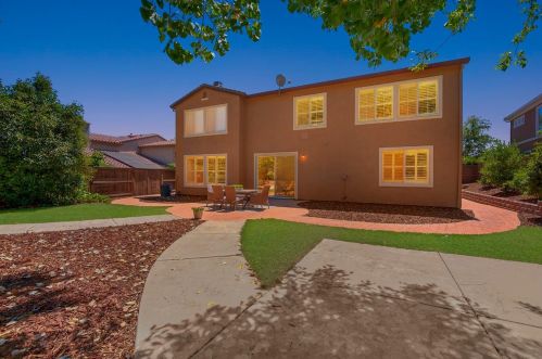 5055 Courtney Way, Folsom, CA 95762-5478