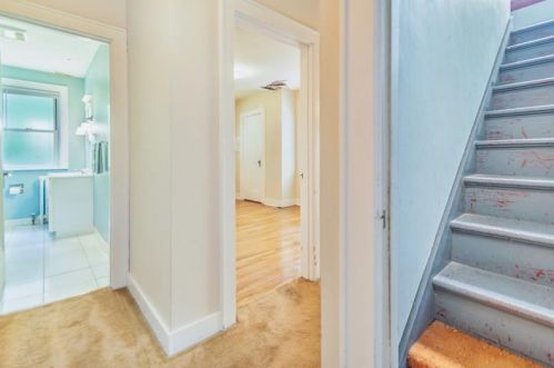 132 Mount Lebanon Blvd, Pittsburgh PA 15234-1243 exterior