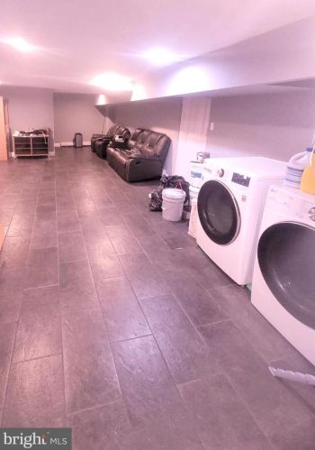 1124 Fillmore St, Philadelphia PA 19124-2927 exterior