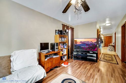 3441 Kenton Ave, Chicago IL 60652-2008 exterior