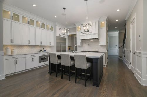 3642 Artesian Ave, Chicago IL  60618-4708 exterior