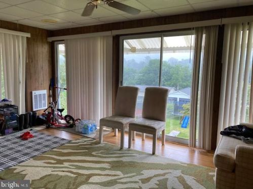 26 York Farm Rd, Primrose PA 17901-1308 exterior