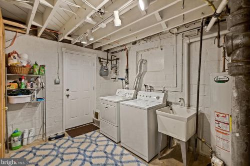 6 French St, Alexandria VA 22304-2642 exterior