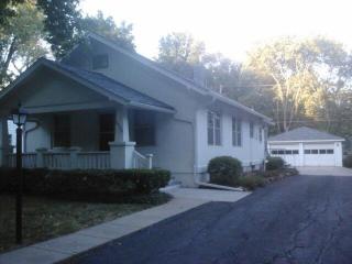 1924 Ohio St, Lawrence KS  66046-2950 exterior