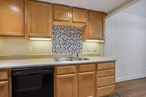 517 Granite Rdg Pl, Atlanta GA 30350-3204 exterior