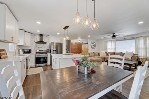 13 Fairview Dr, East Hanover NJ  07936-3506 exterior