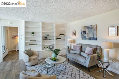 2550 Dana St, Berkeley, CA 94704-2815