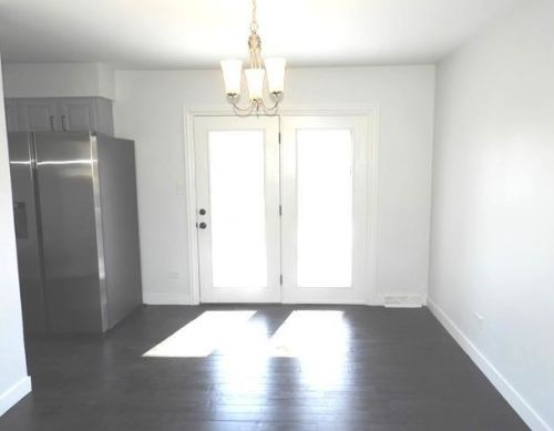 2713 Dana Ave, Waukegan IL 60087-3534 exterior