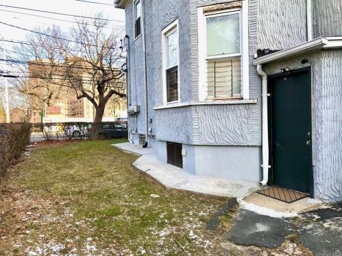 64 4 St, Mount Vernon NY 10550-4208 exterior