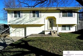 4005 213th Cir, Omaha NE  68022-1046 exterior