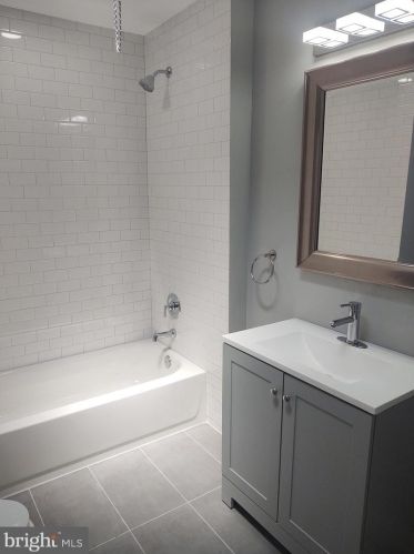 616 Godfrey Ave, Philadelphia PA 19126-3834 exterior