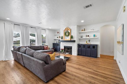 11410 Connie Ln, Montgomery TX 77316-5430 exterior