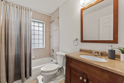 1808 Fears Ave, Fort Pierce FL  34953-4526 exterior