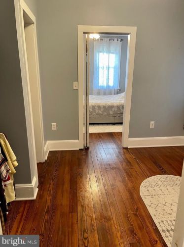 24 Edwin Ave, Trenton NJ 08610-4419 exterior