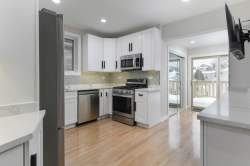 7810 Cressett Dr, Chicago IL  60707-1344 exterior