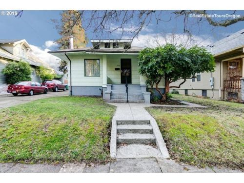 2056 Webster St, Portland, OR 97217-3841