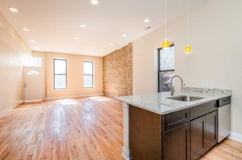 1630 Cermak Rd, Chicago IL 60623-2902 exterior