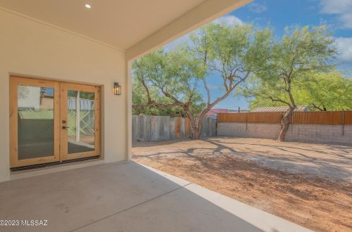 414 18th St, Tucson AZ 85745-3040 exterior