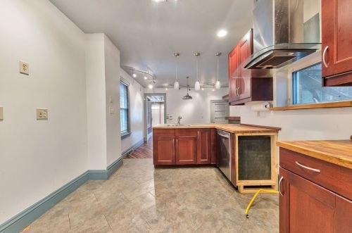 2142 Perrysville Ave, Pittsburgh PA 15214-1544 exterior