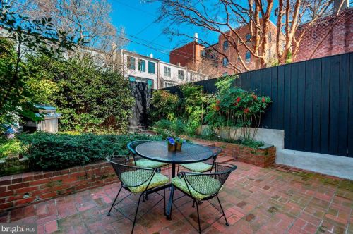 3027 Cambridge Pl, Washington DC 20007-2914 exterior