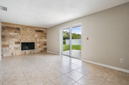 4319 Autumn Leaves Dr, Tampa FL  33624-1179 exterior