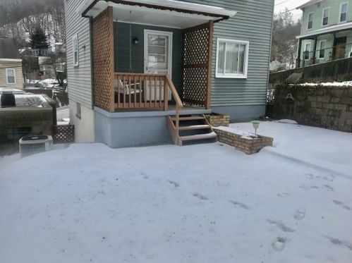 23 Beckert St, Pittsburgh PA 15209-2507 exterior