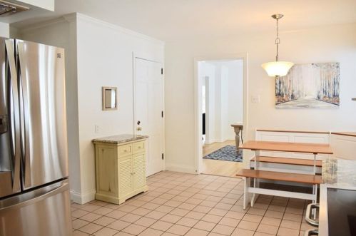 409 Greenhurst Dr, Pittsburgh PA 15243-1919 exterior