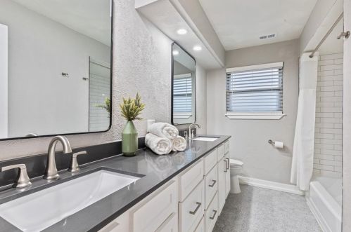 2551 El Cerrito, Dallas TX 75228-5911 exterior