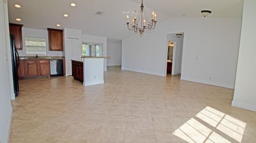 673 Haas Ave, Fort Pierce FL  34953-6418 exterior