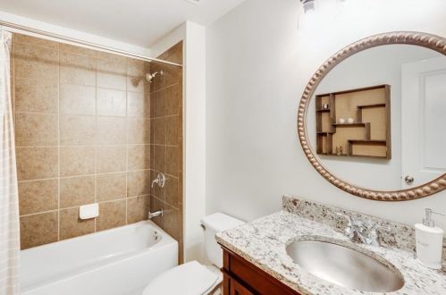 1716 Barfield Run, Atlanta GA  30318-2779 exterior