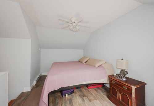 23 Vinton Dr, Concord NH  03303-1582 exterior