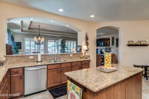 871 Desert Deer Pass, Green Valley AZ 85614-5528 exterior