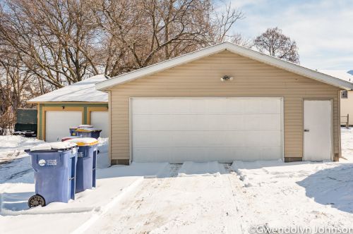 930 Sheldon Ave, Grand Rapids MI 49507-1166 exterior