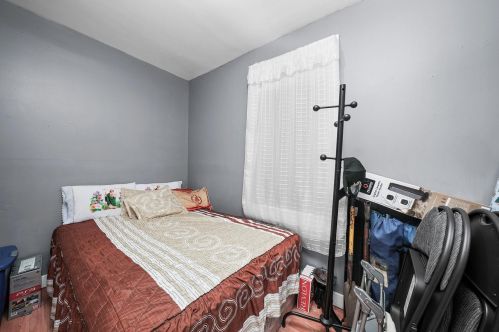 5346 Washtenaw Ave, Chicago IL  60625-3415 exterior