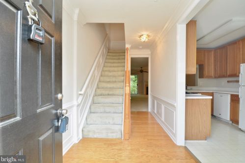 5918 Terrapin Pl, Alexandria, VA 22310-5440