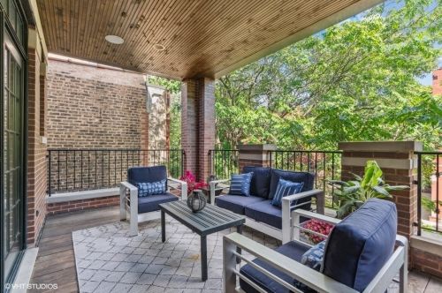 1870 Sheffield Ave, Chicago IL  60614-5068 exterior