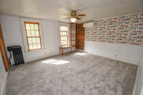 111 Montgomery St, Watertown WI 53094-7649 exterior