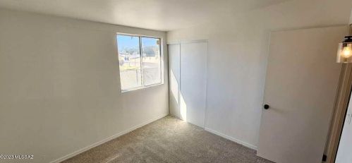 317 Calle Garcia, Tucson AZ 85706-5209 exterior