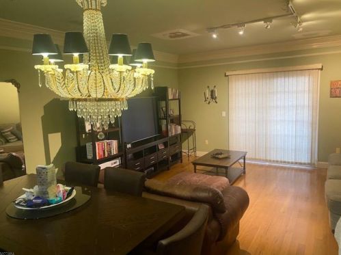 411 Chestnut St, Newark NJ 07105-6511 exterior