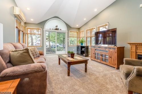 2304 Branch Rd, Branchburg, NJ 08853-4117