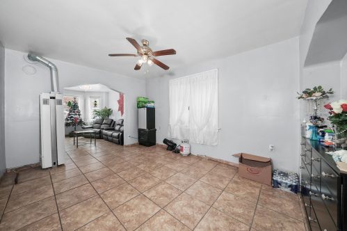 5346 Washtenaw Ave, Chicago IL  60625-3415 exterior