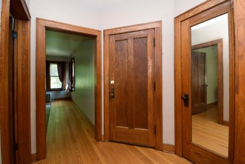 4910 Kilbourn Ave, Chicago IL 60629-5217 exterior