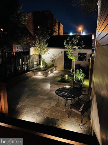 1316 T St, Washington DC 20009-4438 exterior