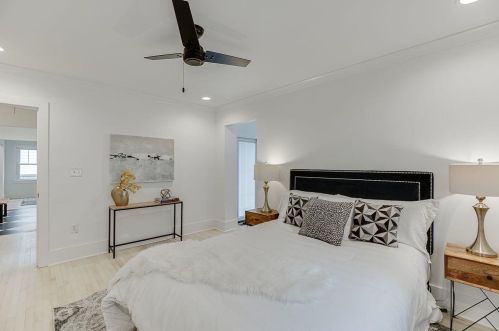 239 Midvale Dr, Atlanta GA  30342-3326 exterior