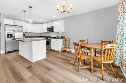 346 Mason Ave, Meskegon MI  49441-1946 exterior