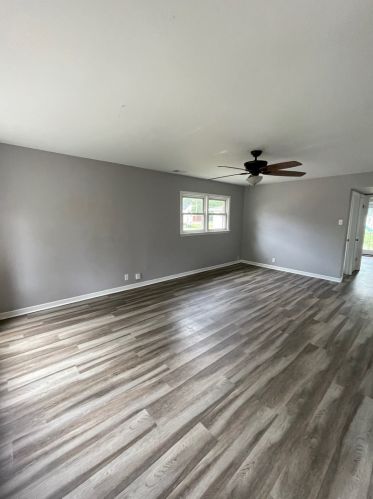 3140 Whipple Dr, Chicago IL  60803-5880 exterior