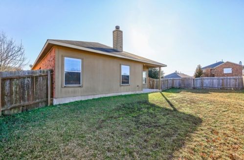 11000 Boundless Vly Dr, Austin TX 78754 exterior