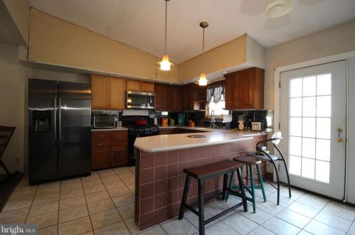 80 Ridgeway Ave, Manor PA 19036-1924 exterior