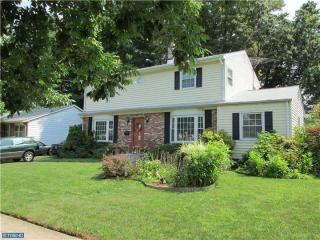 28 Cold Spring Rd, Trenton, NJ 08619-2271