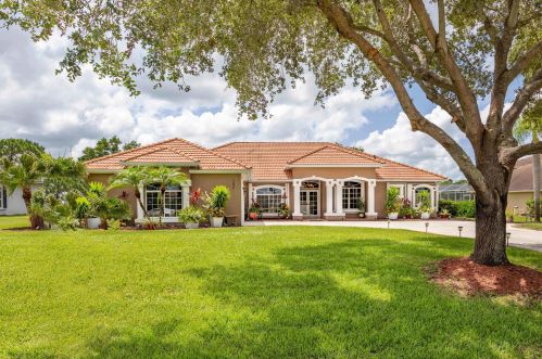 190 Osprey Rdg, Fort Pierce, FL 34984-8940